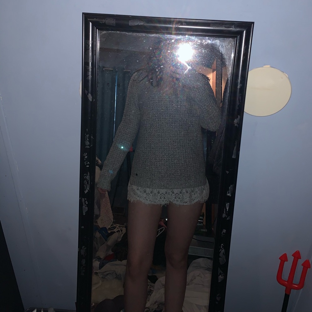 Hollister sweater